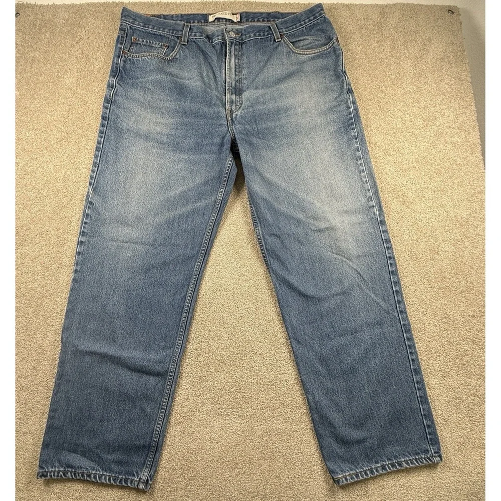 Levi's 550 Mens 42x32 Relaxed‎ Fit Medium Wash Blue Denim Jeans